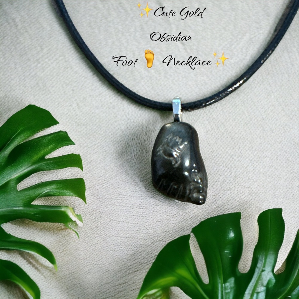 ✨Cute Gold Obsidian foot 🦶Necklace✨